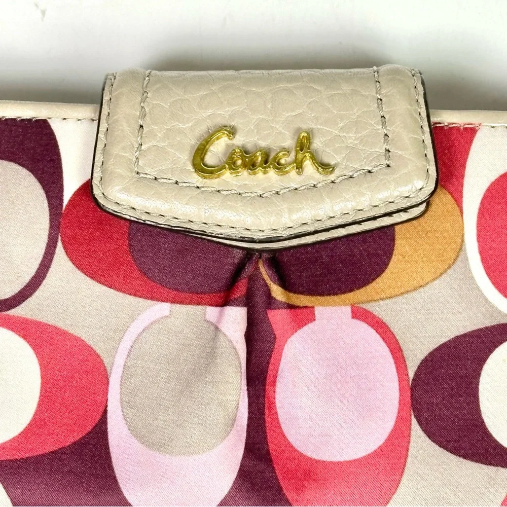 Coach Signature Logo Wallet “ Madison “ Pink & Cranberry
